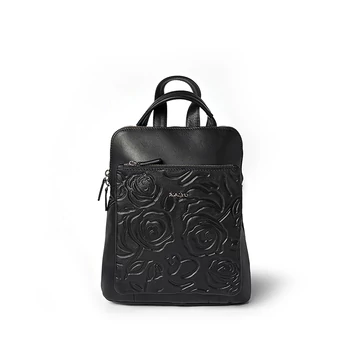 Női olasz rózsanyomott bőr hátitáska, Rosa Backpack Piccola, fekete színben